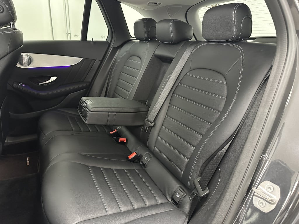 Mercedes-Benz Glc 300e 4m. amg premium plus | luchtvering | burmester | hea
