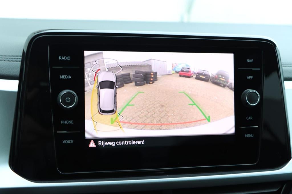 Volkswagen T-roc 1.5 tsi life edition 150pk dsg7