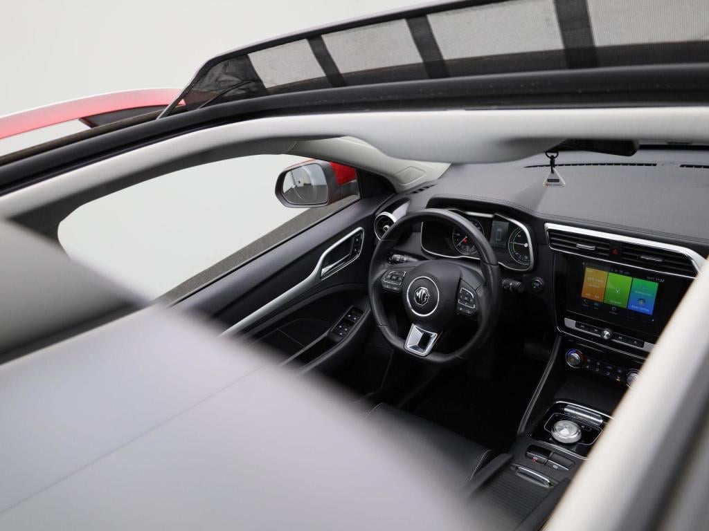 MG Zs Ev luxury 45 kwh | panoramadak | leder | apple carplay | camera | sto