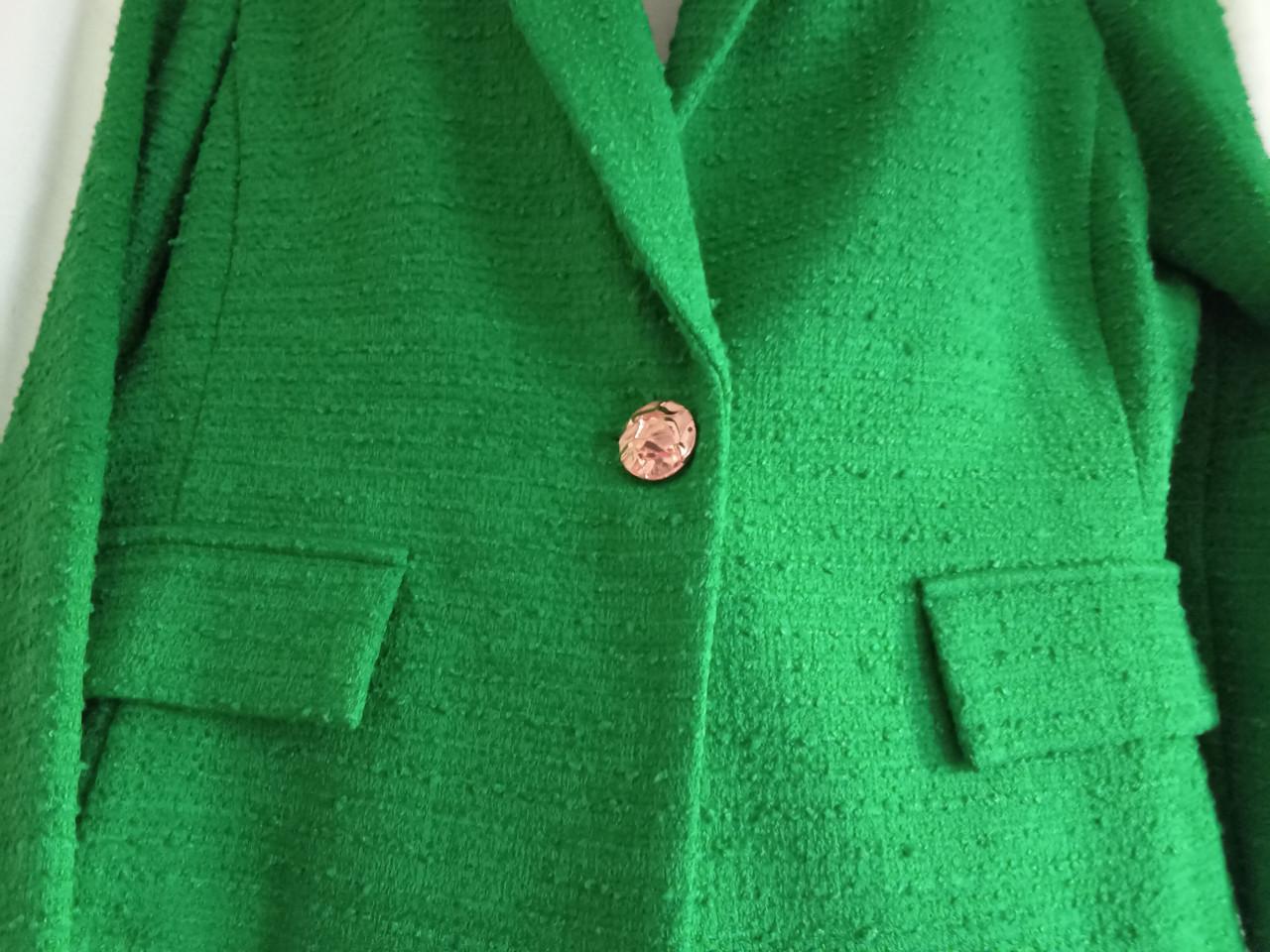 Nieuw prachtig groen apart jasje van Joseph Ribkoff  Maat 38