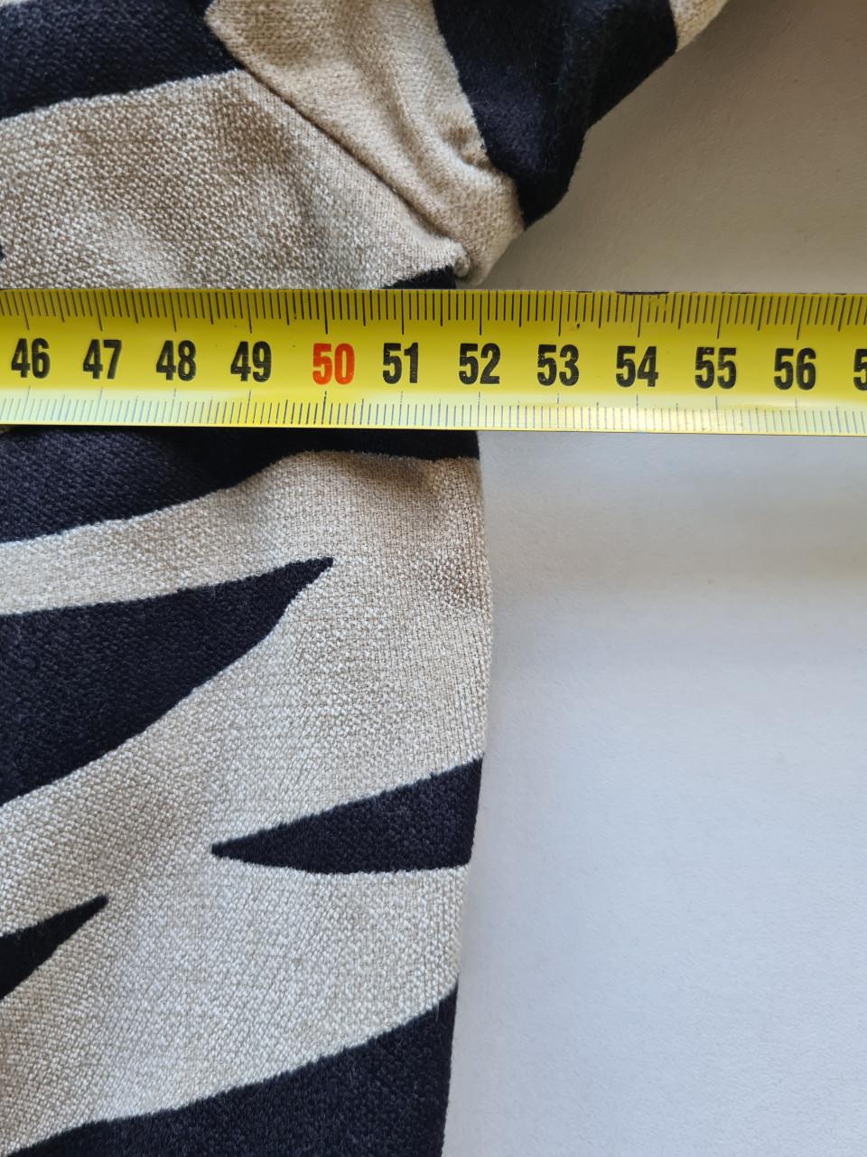 Nieuwe NA-KD jas met een trendy zebraprint Maat 40