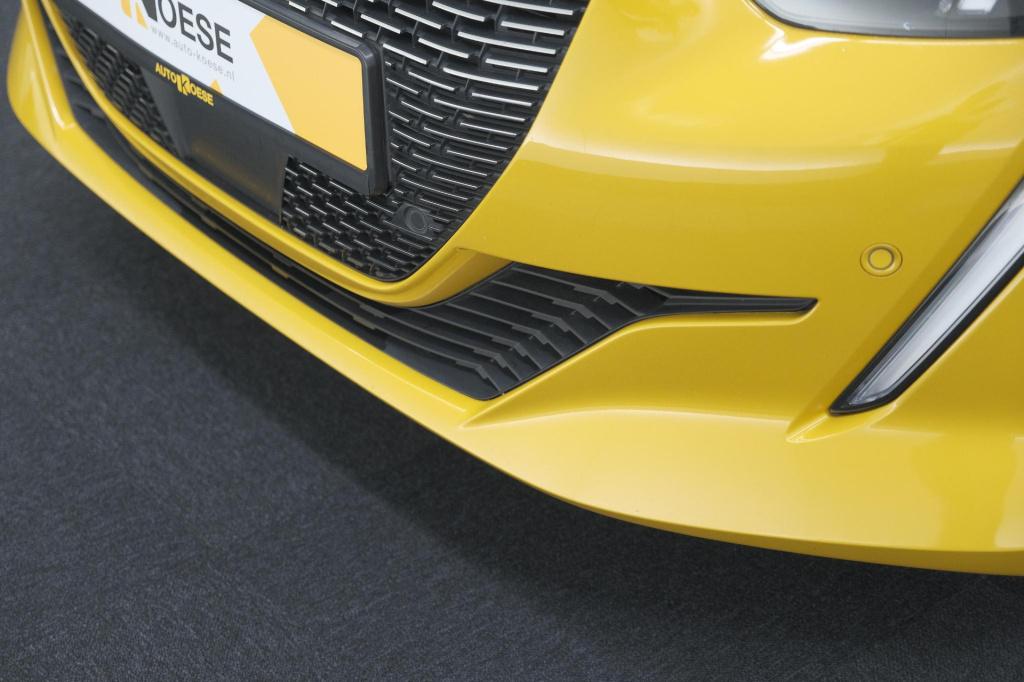 Peugeot 208 puretech 100 eat8 gt-line | camera | keyless entry | navigatie 