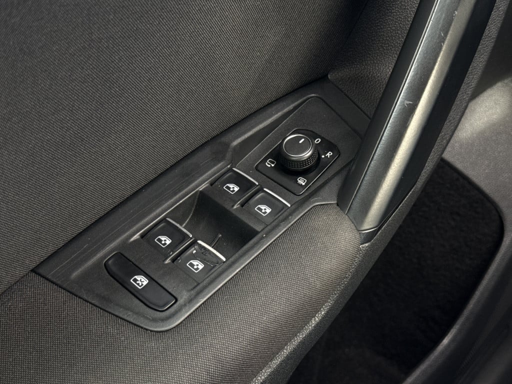 Volkswagen Tiguan 1.4 tsi act comfortline business | nl- auto | acc | clima