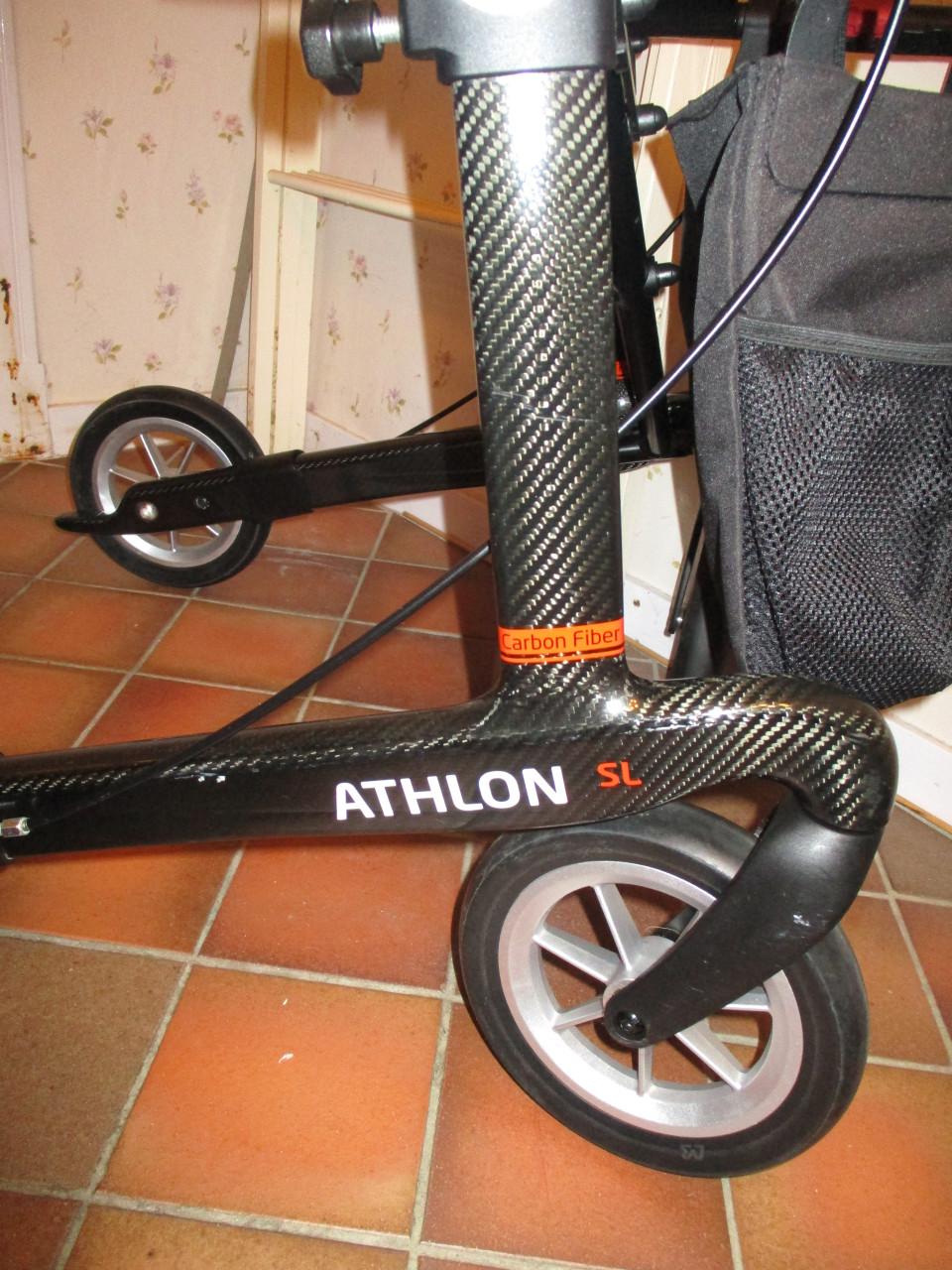 Athlon SL carbon fiber rollator 5,5kg (lichter komt U ze niet tegen)