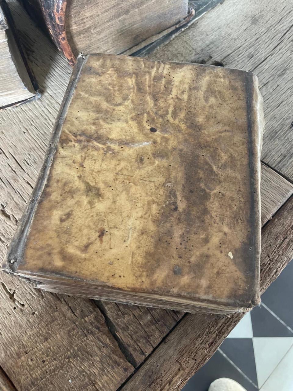 Antieke zeer oude theologische boeken