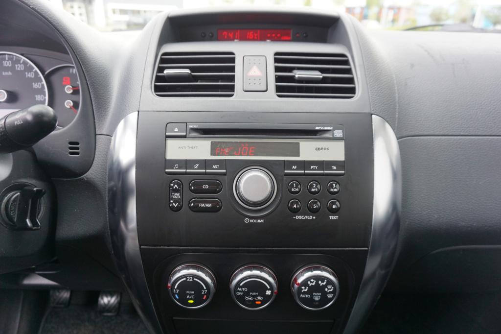 Suzuki Sx4 1.6 exclusive airco / elektr. ramen / parkeersens. / trekhaak / 