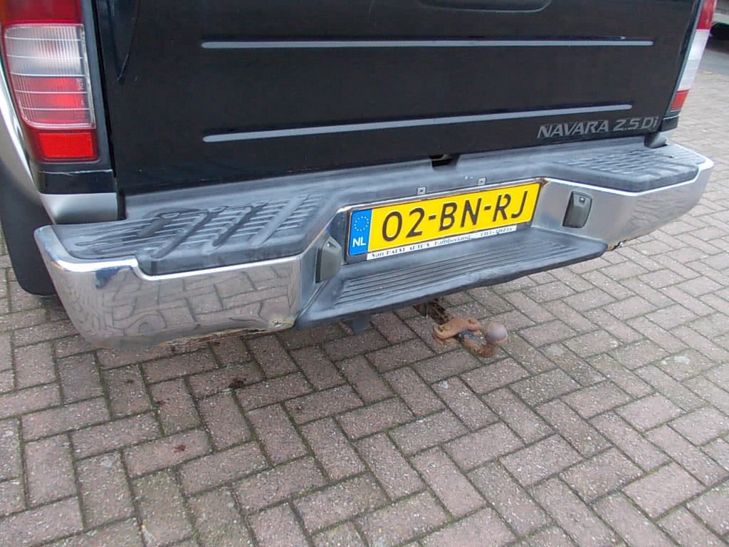 Nissan King-cab pick up (d22) 4x4 double cab 5-pers. (navara)