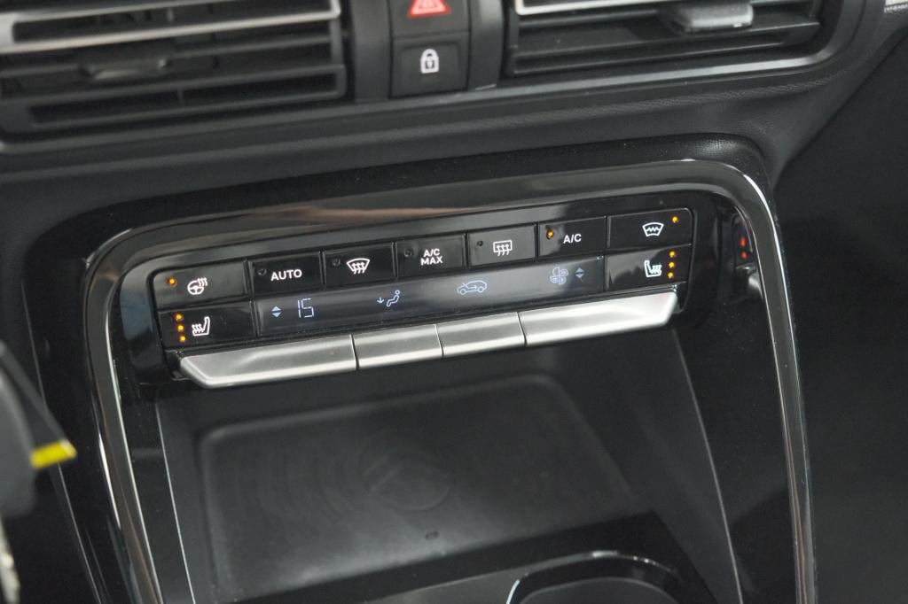 Citroen C3 1.2 hybrid 110pk max | camera | pack winter | navigatie | apple 