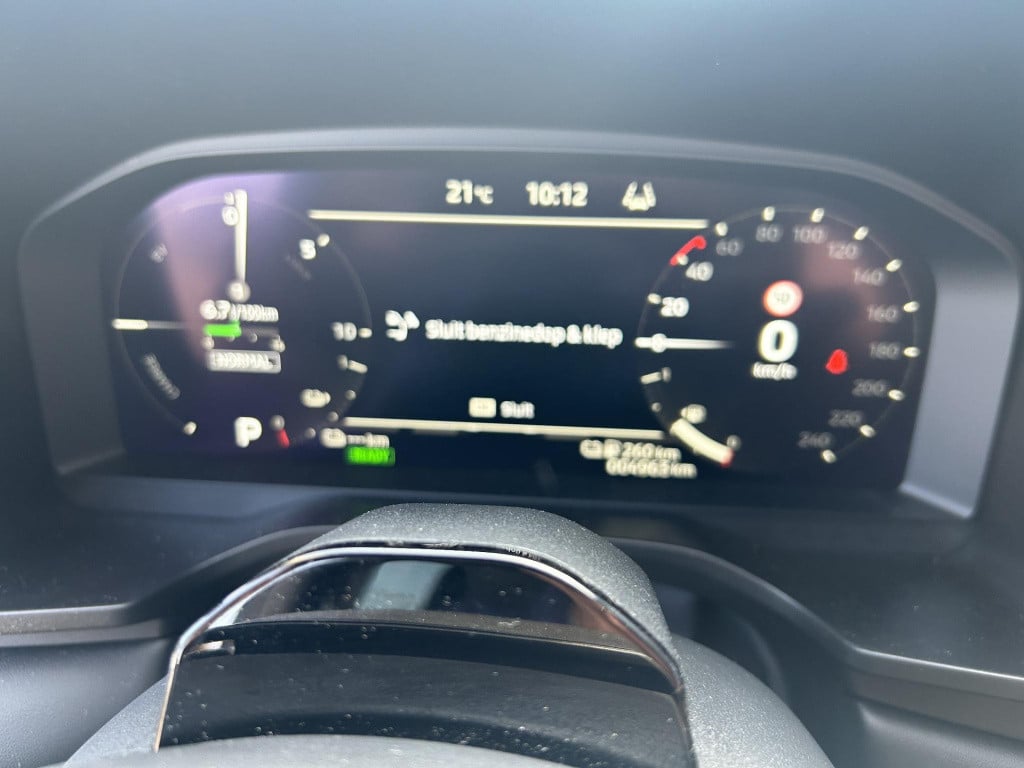 Mitsubishi Outlander 2.4 phev first edition caravantrekker van het jaar!