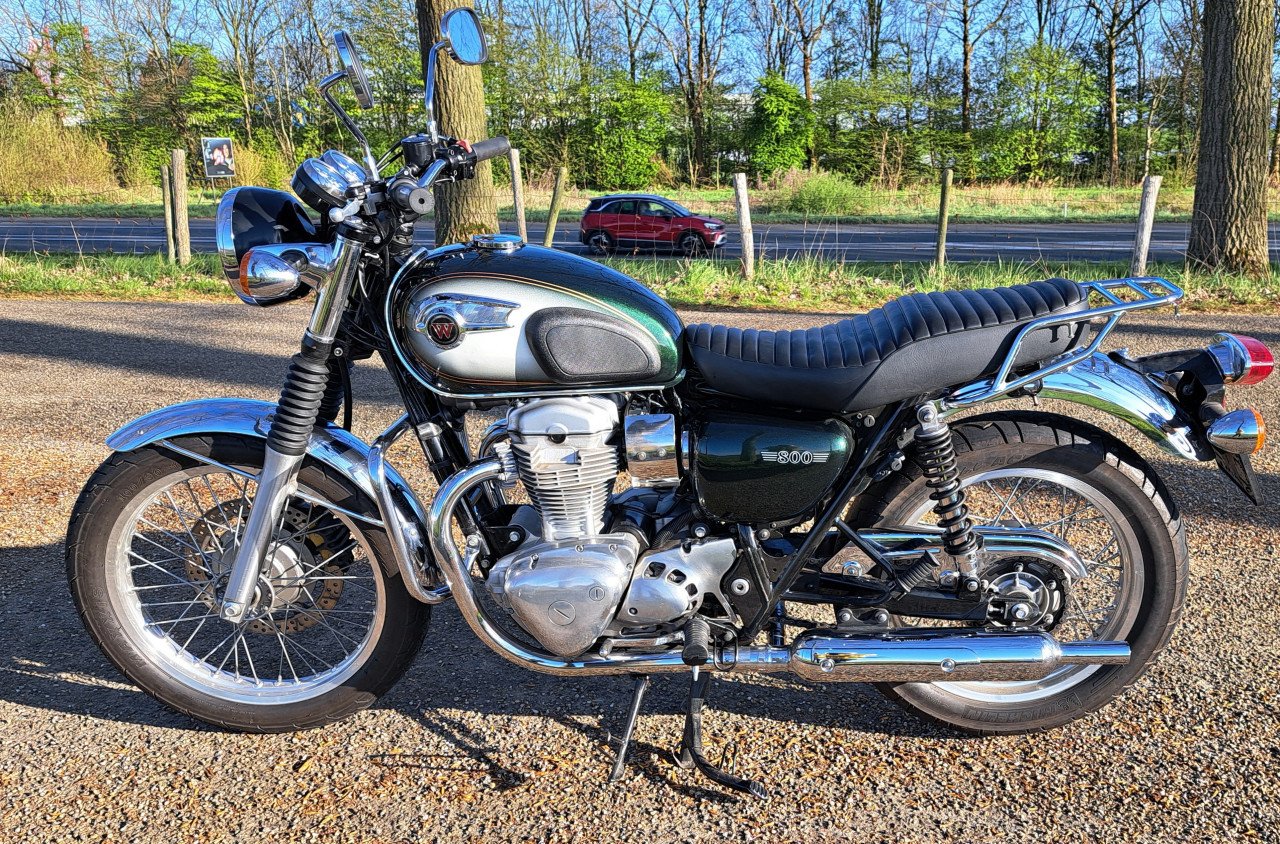 Kawasaki W800 2012.