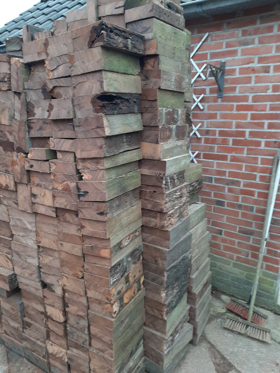 Haardhout