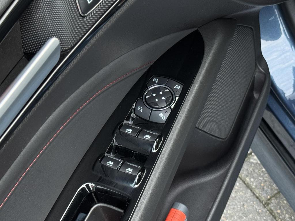 Ford Mondeo wagon 2.0 ivct hev st-line nl-auto, panoramadak + afneembare tr