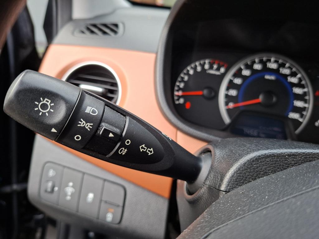 Hyundai I 10 1.0i i-motion comfort cruise control