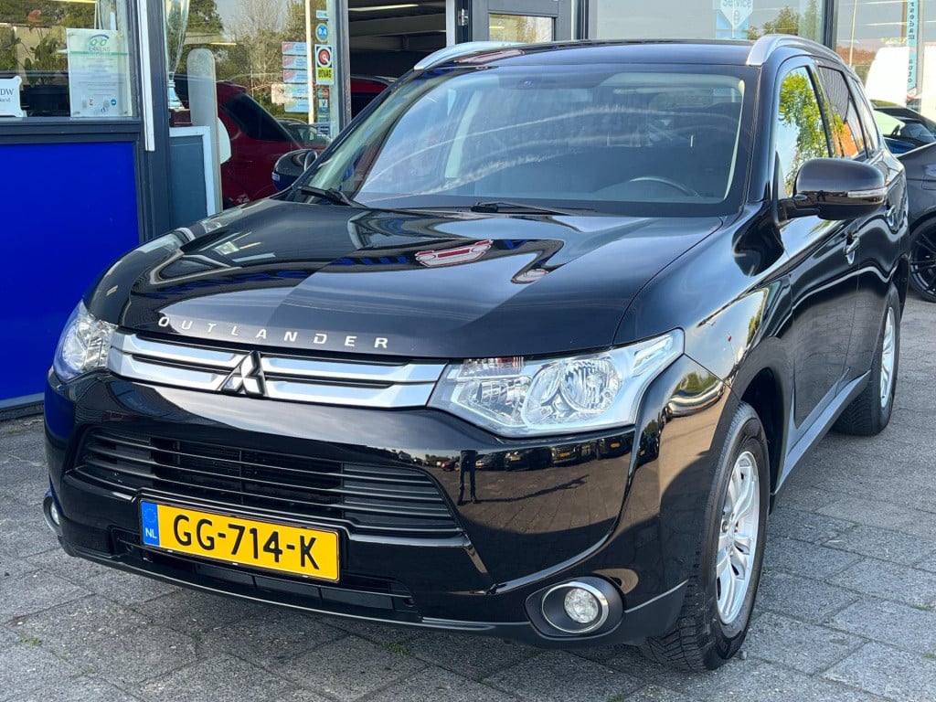 Mitsubishi Outlander 2.0 business edition 7 persoons