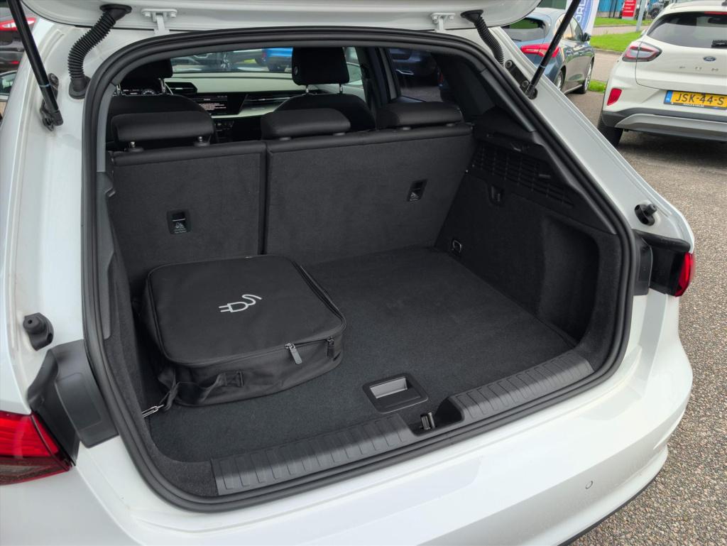 Audi A3 sportback 40 tfsi e 204pk phev s-tronic edition