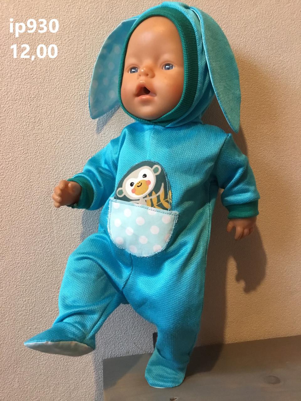 Poppenkleertjes baby born. Pyjama. Opbrengst KiKa.