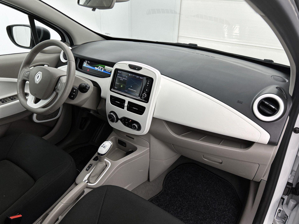 Renault Zoe r90 life 41 kwh | apple carplay / android auto | climate contro