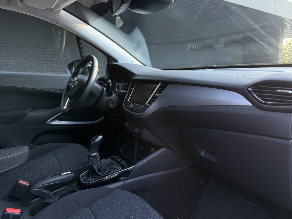 Opel Crossland X 1.2 selection