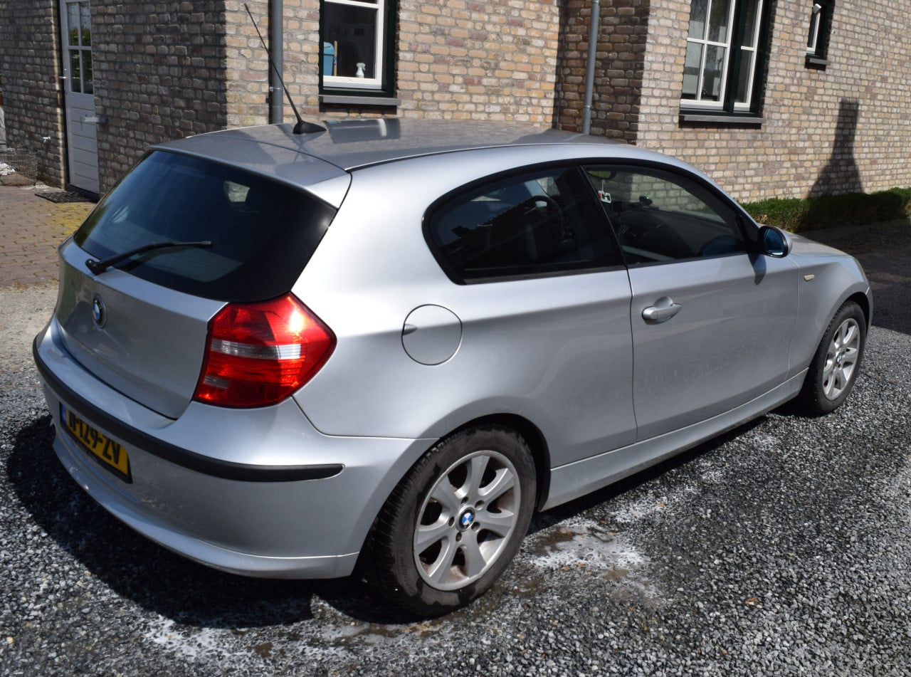 BMW 118i uit 2008 in zeer mooie staat.