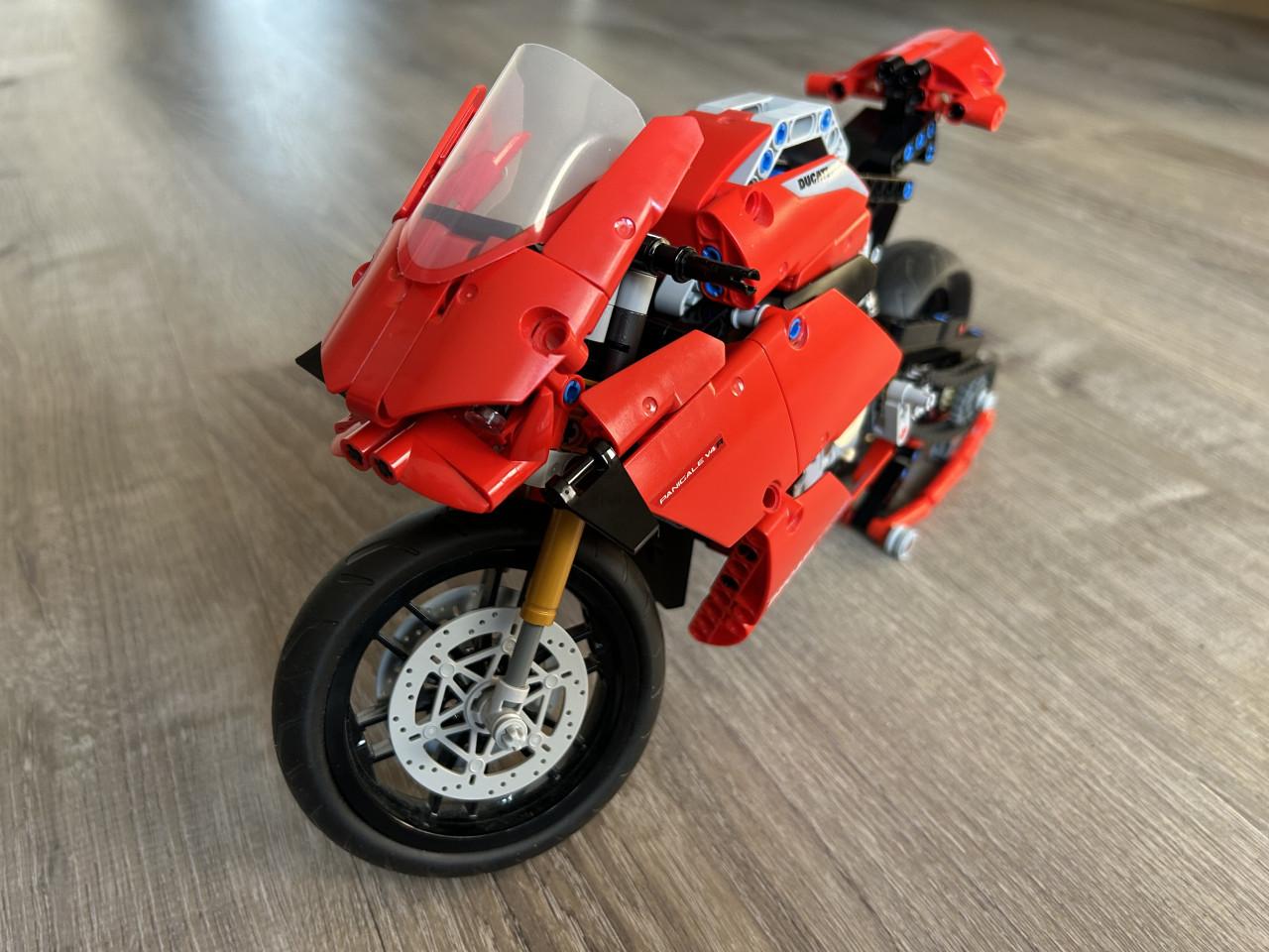 Lego Set – 42107 - Technic – Ducati Panigale V4 R