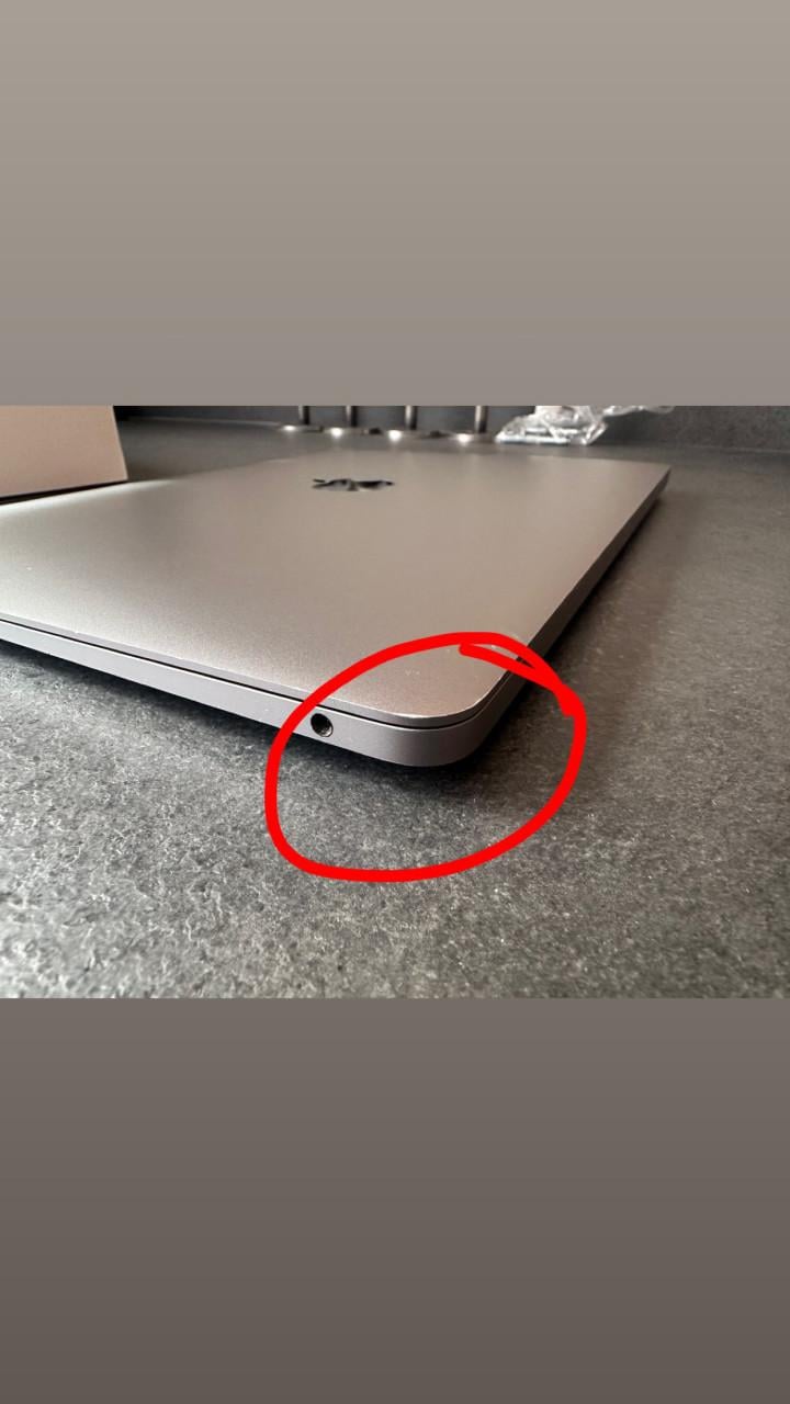 MacBook Air 2020 – Apple M1 – 8GB RAM – 256GB SSD