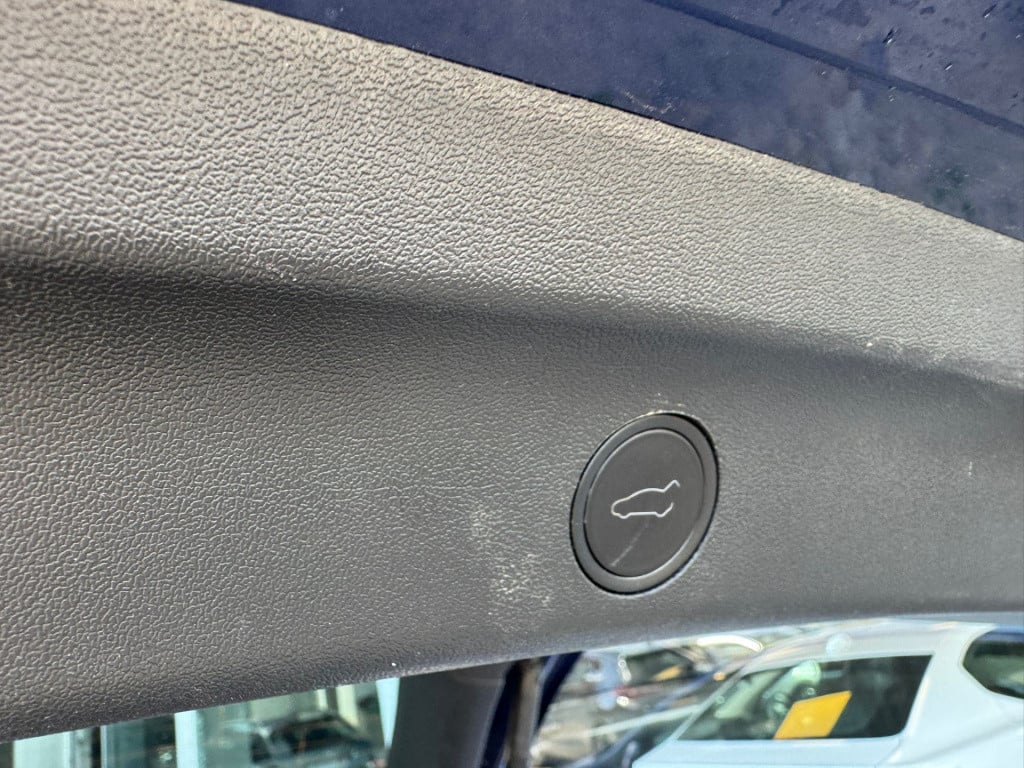 Tesla Model Y rwd 58 kwh