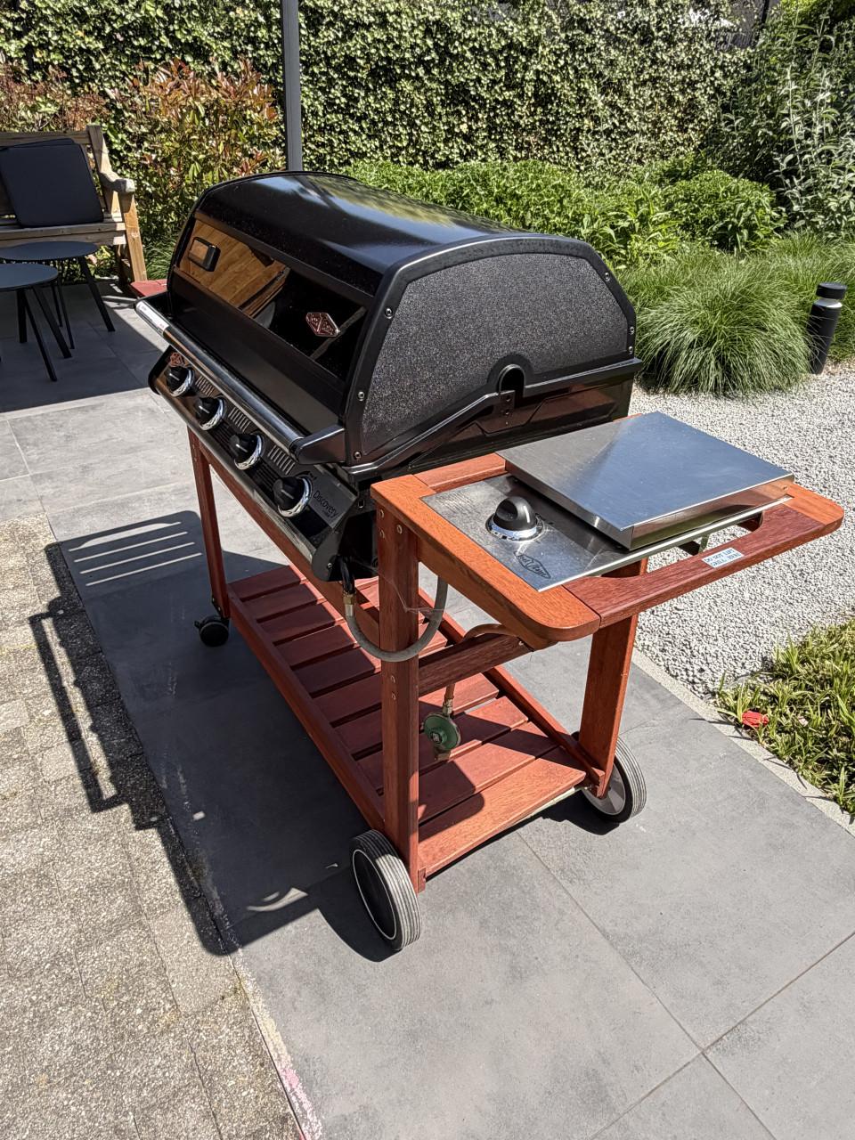 BEEFEATER Gasbarbeque