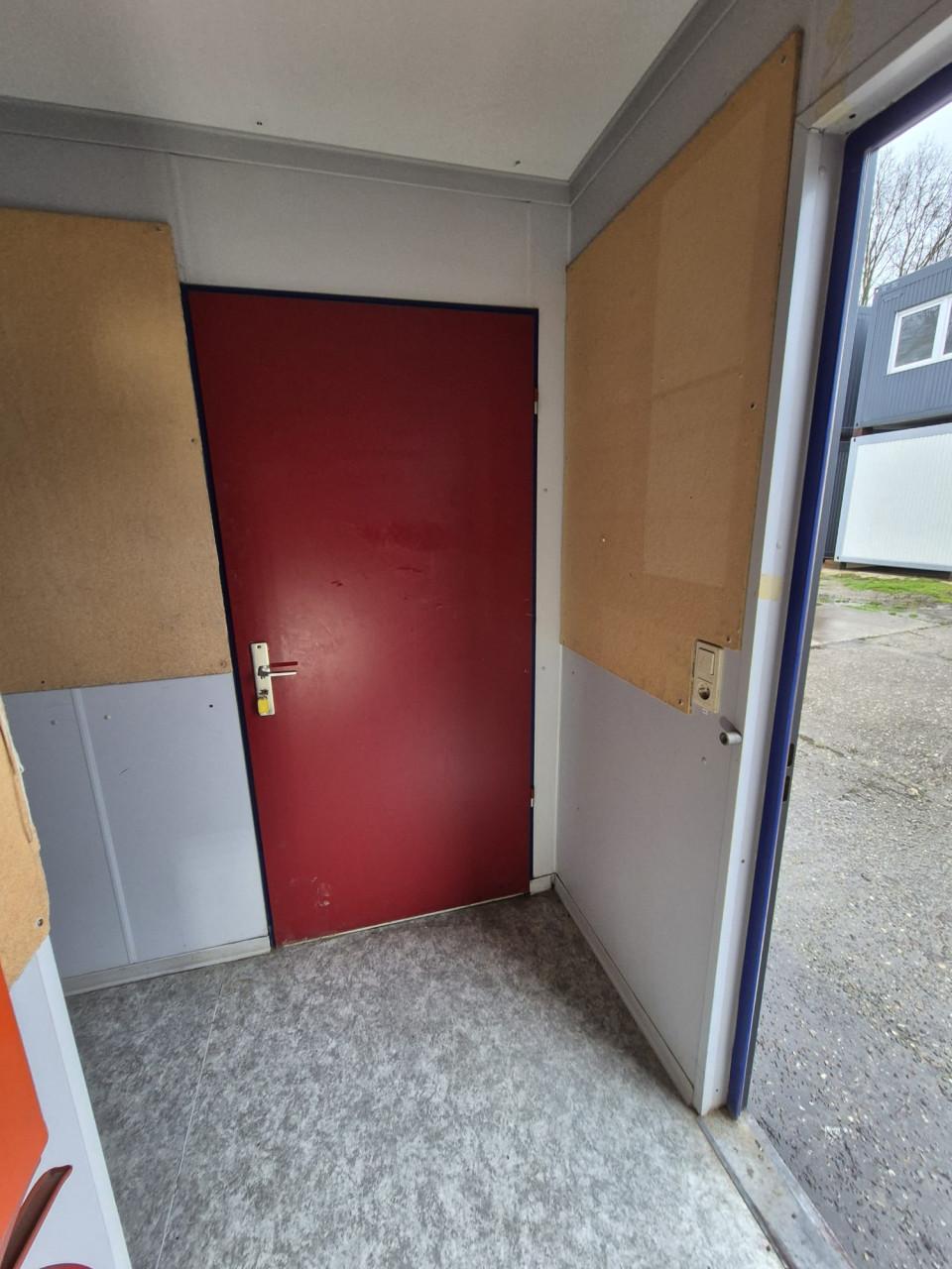 Kantoorunit / woonunit / bureelcontainer / bouwkeet 6x3m