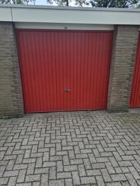 TE HUUR GARAGEBOX BERGEN OP ZOOM