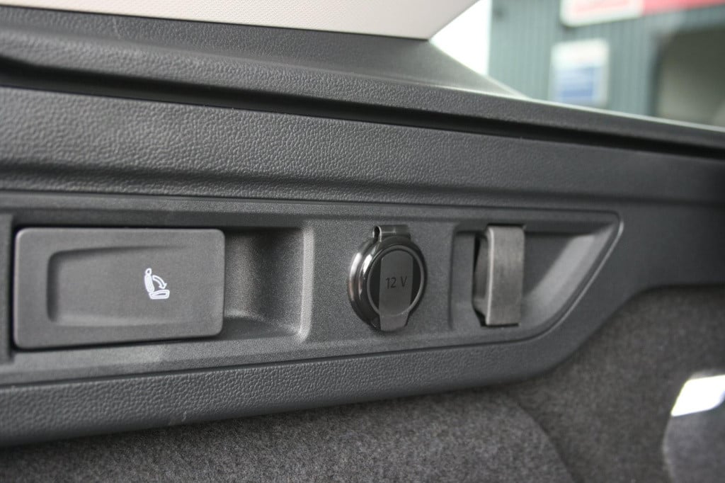 Skoda Superb combi 1.5 tsi mhev first edition