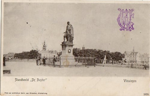 55 Vlissingen Standbeeld De Ruyter