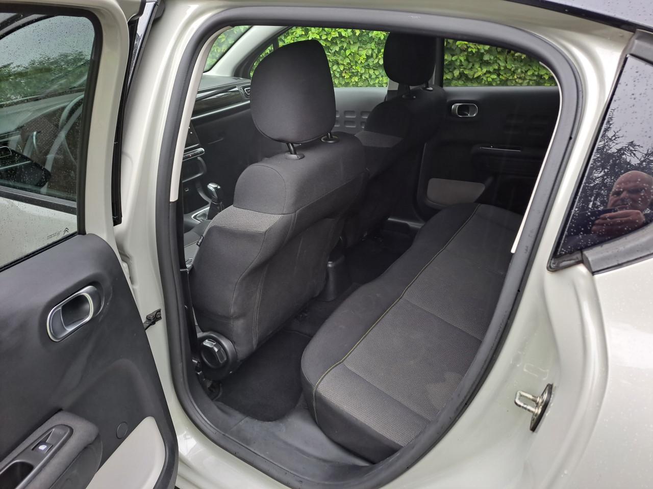 Te Koop Citroën C3 PureTech 1.2 Shine van bouwjaar 30 oktober 2017.