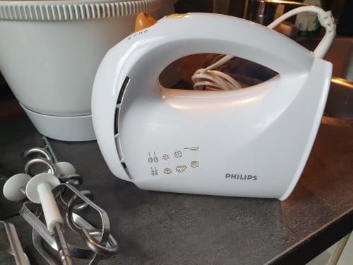 Werkende nette Philips Handmixer set met draaiende kom...