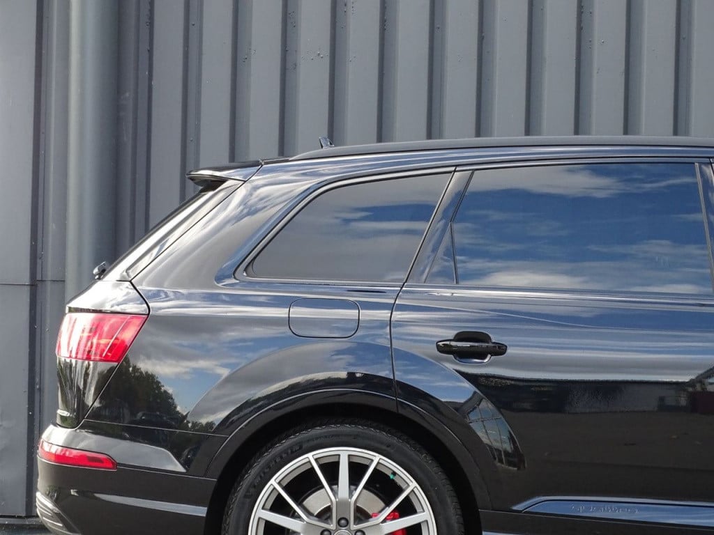 Audi Q7 3.0 tdi e-tron quattro sport s-line | pano | 22"