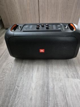 JBL partybox On to Go