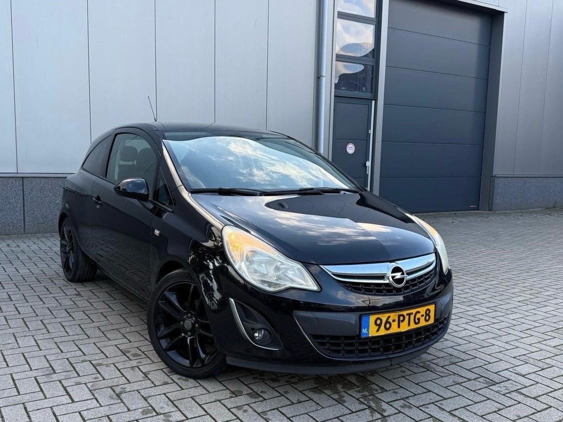 Opel Corsa 1.4-16V Color Edition Airco/Cruise