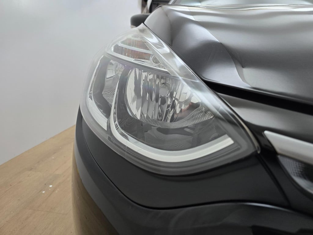 Renault Clio occasion zuinige auto en cruisecontrol | tweedehands renault c