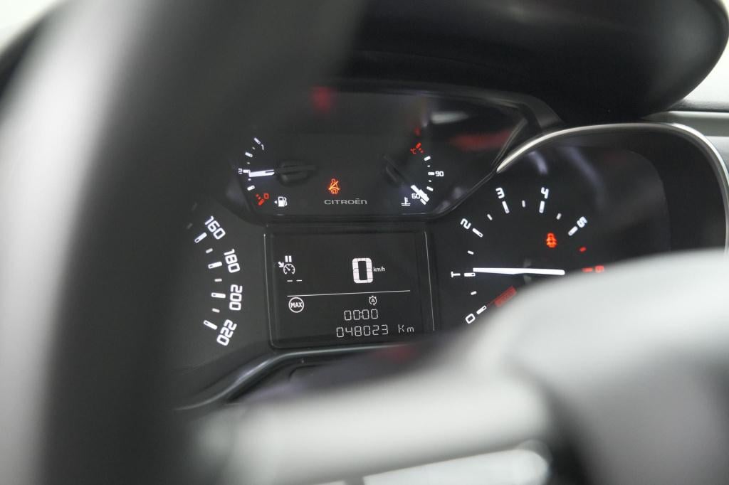 Citroen C3 puretech 82 shine | camera | parkeersensoren | navigatie | apple