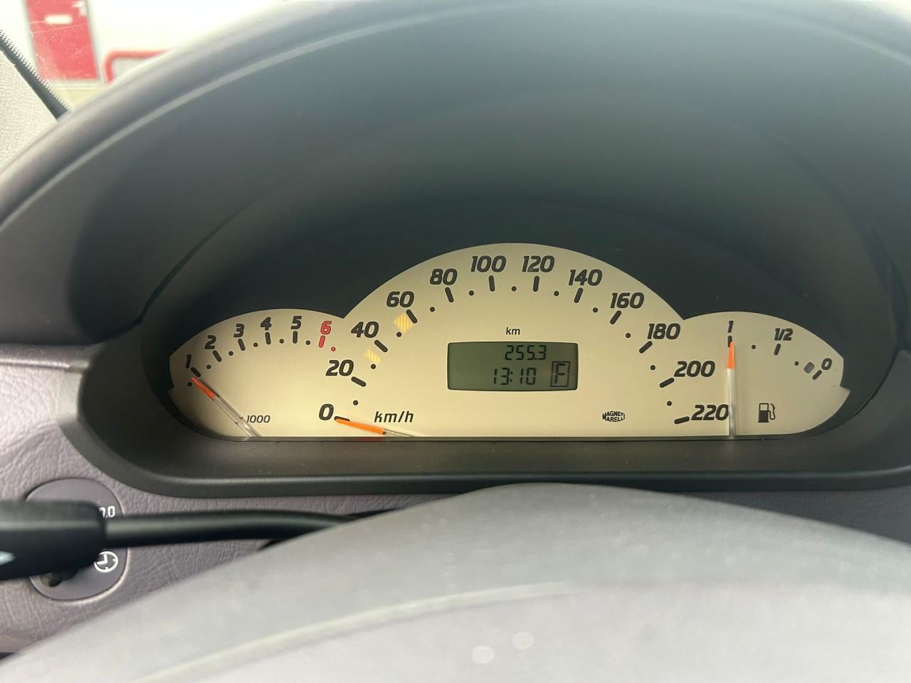 Mercedes-Benz A-klasse 190 Elegance AUTOMAAT/HALF LEDER