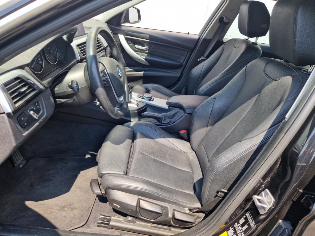 BMW 3-serie 330e centennial high executive