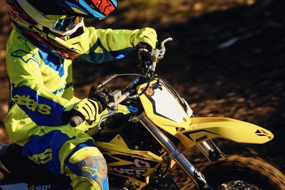 YCF 50cc crossmotor Nieuw