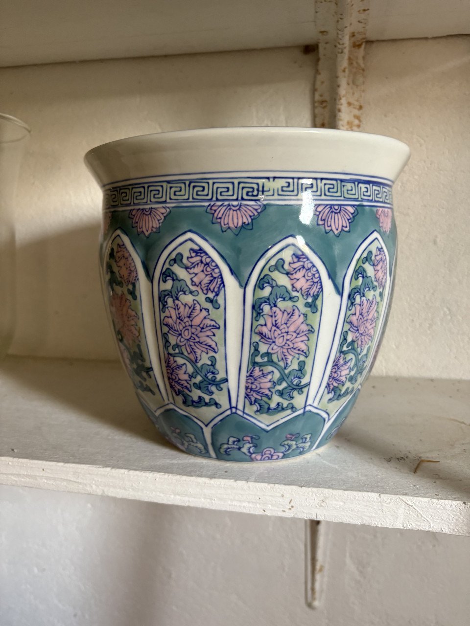 Bloempot, turquise met bloemdecoratie