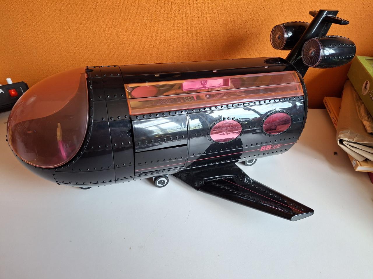 L.O.L Surprise vliegtuig