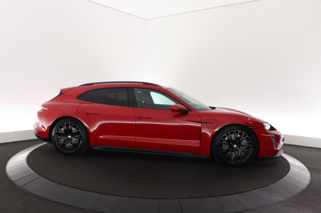 Porsche Taycan sport turismo gts | 93 kwh accu plus | surround view | innod