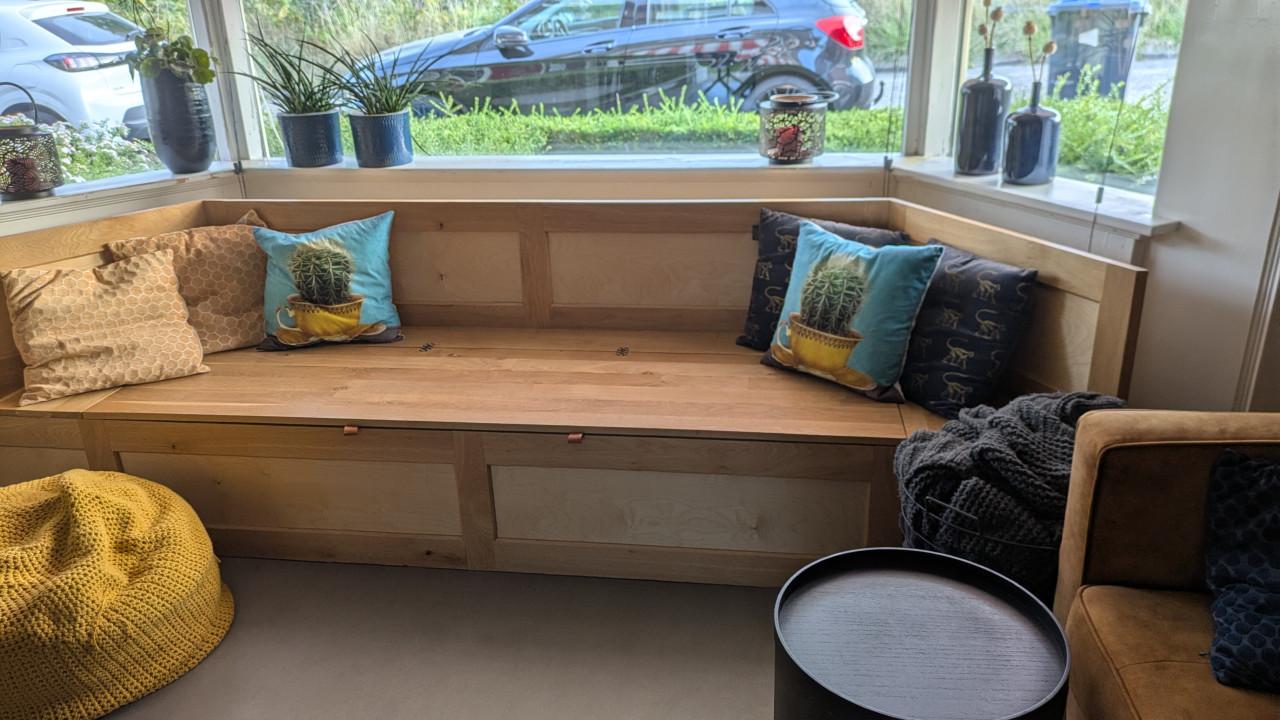 Erkerbank handgemaakt.