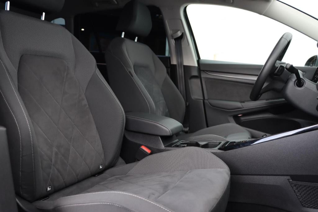 Volkswagen Golf variant 2.0 tsi style 190pk dsg7 carplay | memory | massage