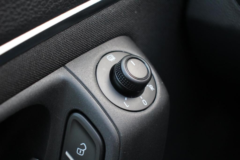 Volkswagen Polo 1.0 mpi comfortline - 5drs - stoel verwarming - pdc rondom 