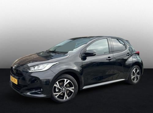 Toyota Yaris 1.5 hyb. 115 dynam | parkeersensoren | stoel+ stuur verwarming