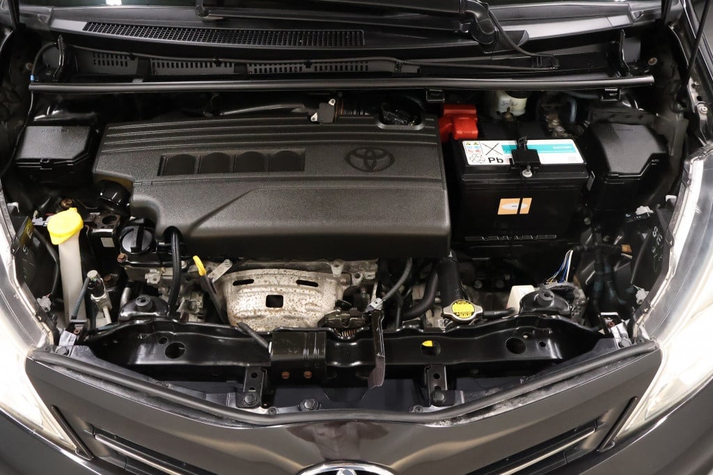 Toyota Yaris 1.3 vvt-i dynamic