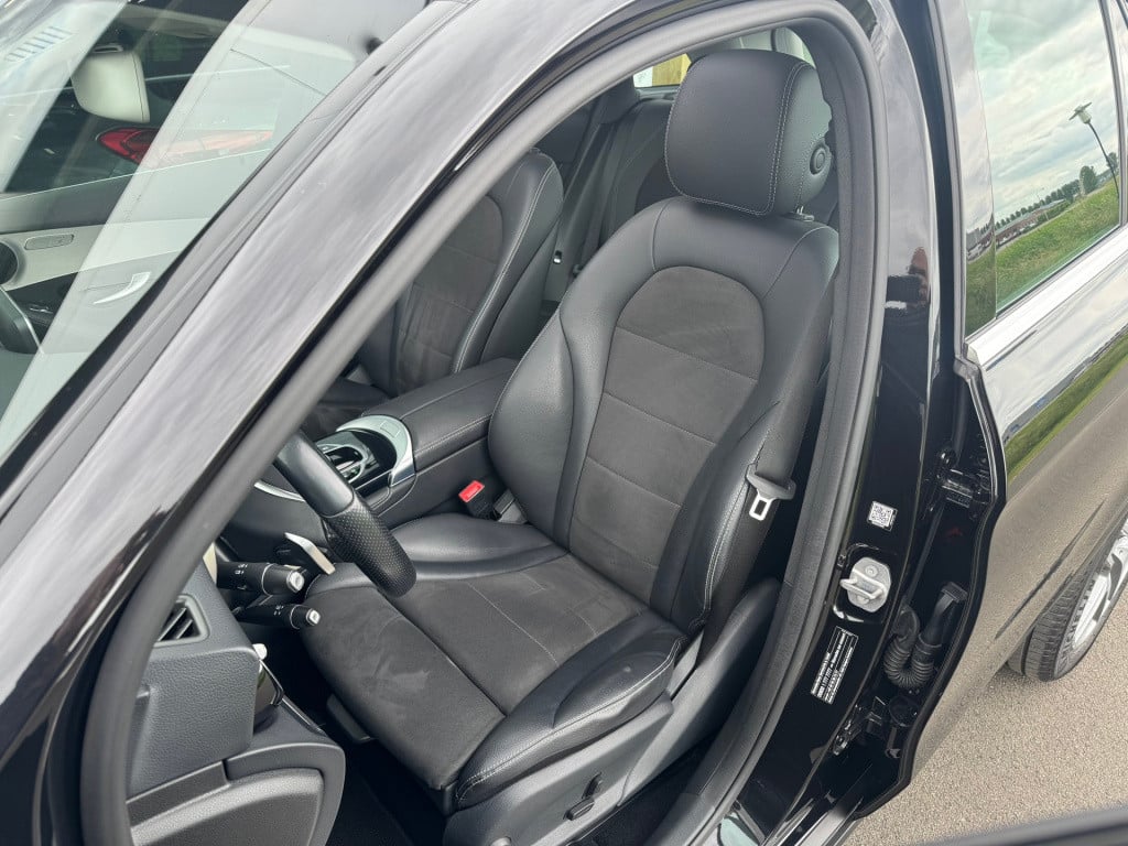 Mercedes-Benz Glc 250 4matic amg automaat / panoramaschuifdak / elektrische